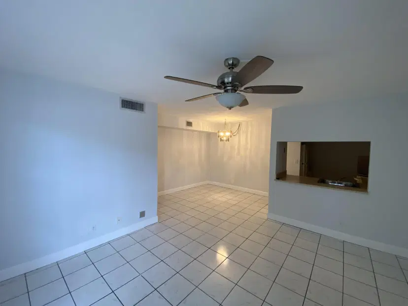 Picture of 10006 Winding Lake Road 101, Sunrise FL 33351