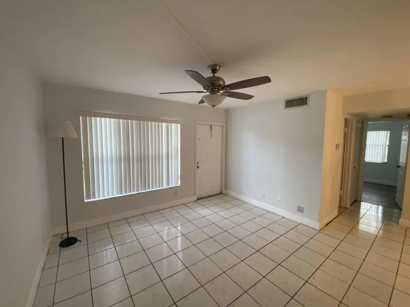 Picture of 10006 Winding Lake Road 101, Sunrise FL 33351