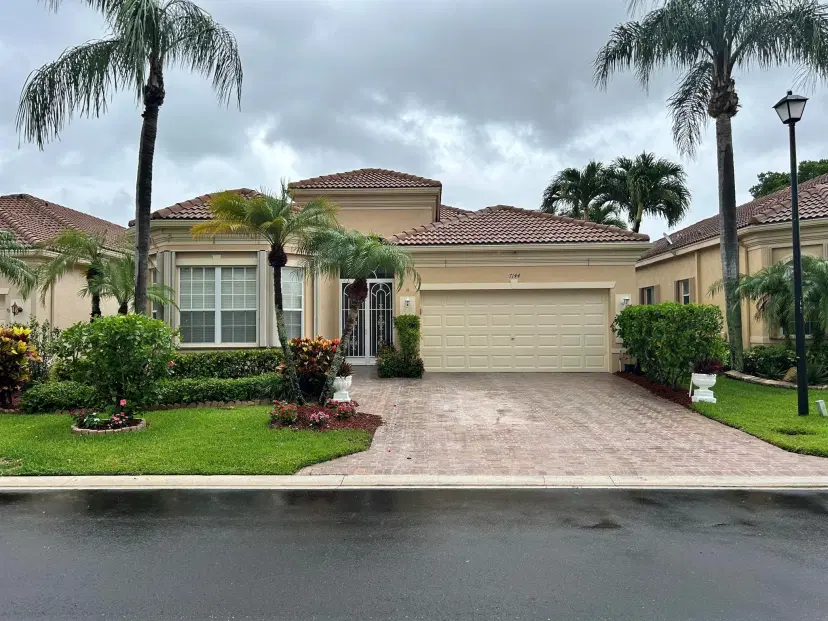 Picture of 7144 Demedici Circle, Delray Beach FL 33446