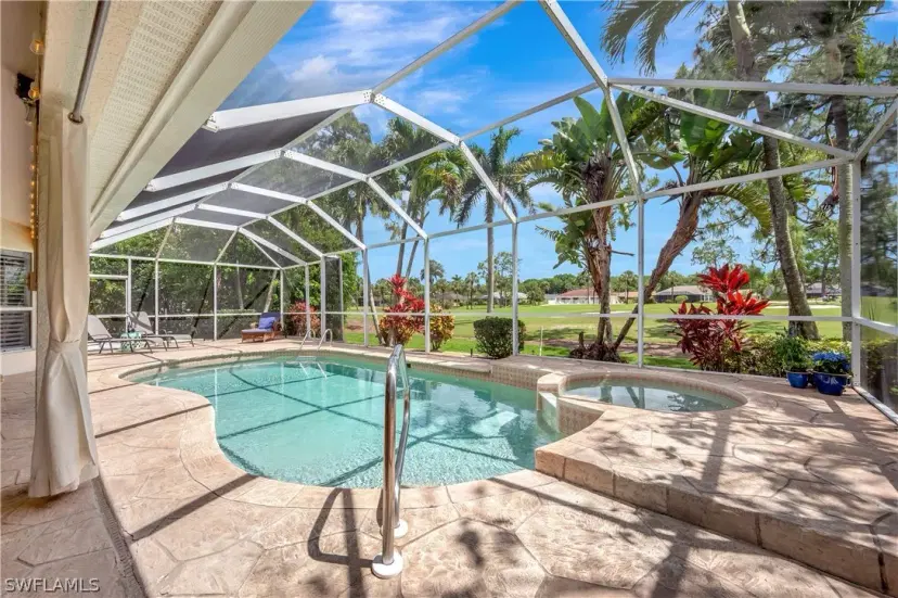 Picture of 201 Muirfield Cir, Naples FL 34113