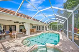 Picture of 201 Muirfield Cir, Naples, FL 34113