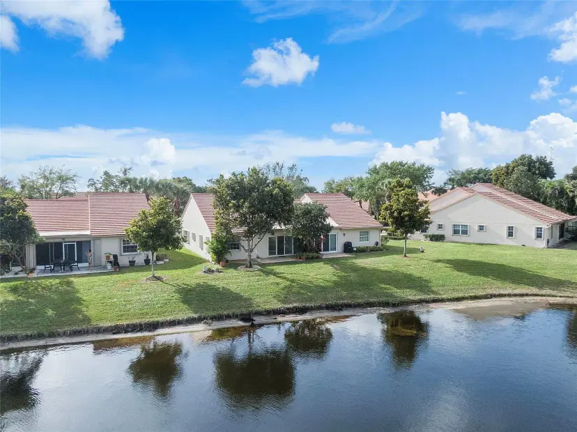 Picture of 7915 Coral Pointe Dr 0, Delray Beach FL 33446