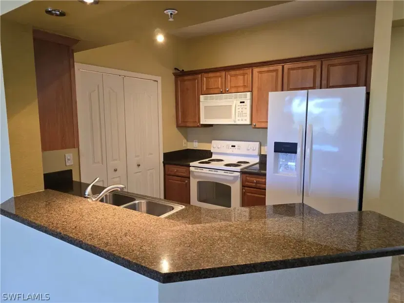 Picture of 12940 Positano Cir 201, Naples FL 34105