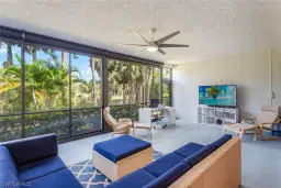 Picture of 52 Cypress View Dr D-52, Naples, FL 34113
