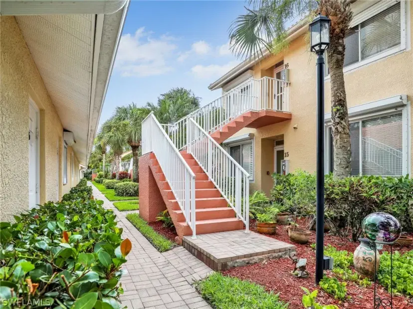 Picture of 2415 Bayou Ln 16, Naples FL 34112