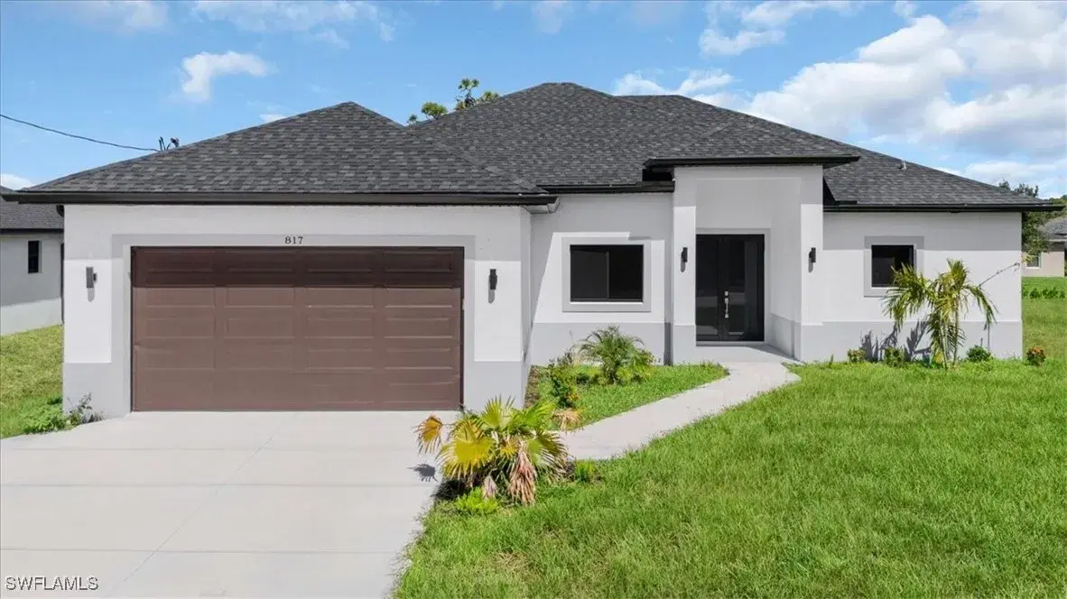 Picture of 817 Jacaranda Pkwy E, Cape Coral, FL 33909