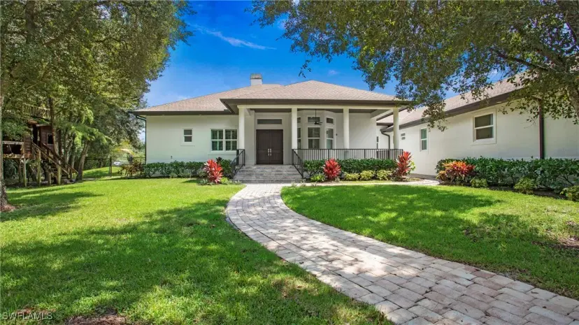 Picture of 780 25Th St Sw, Naples FL 34117