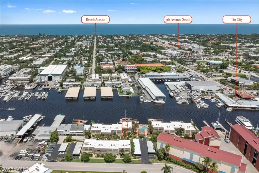 Picture of 800 River Point Dr 213, Naples FL 34102