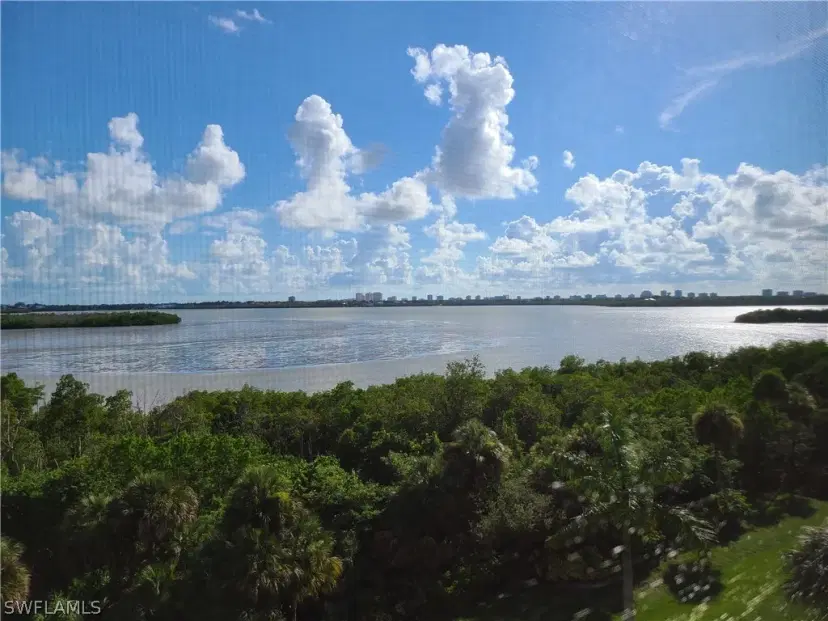 Picture of 201 Vintage Bay Dr B-26, Marco Island FL 34145