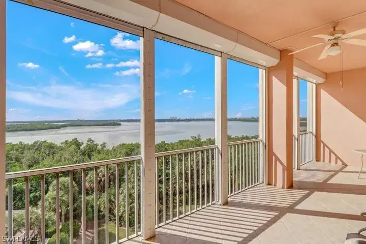 Picture of 201 Vintage Bay Dr B-26, Marco Island FL 34145