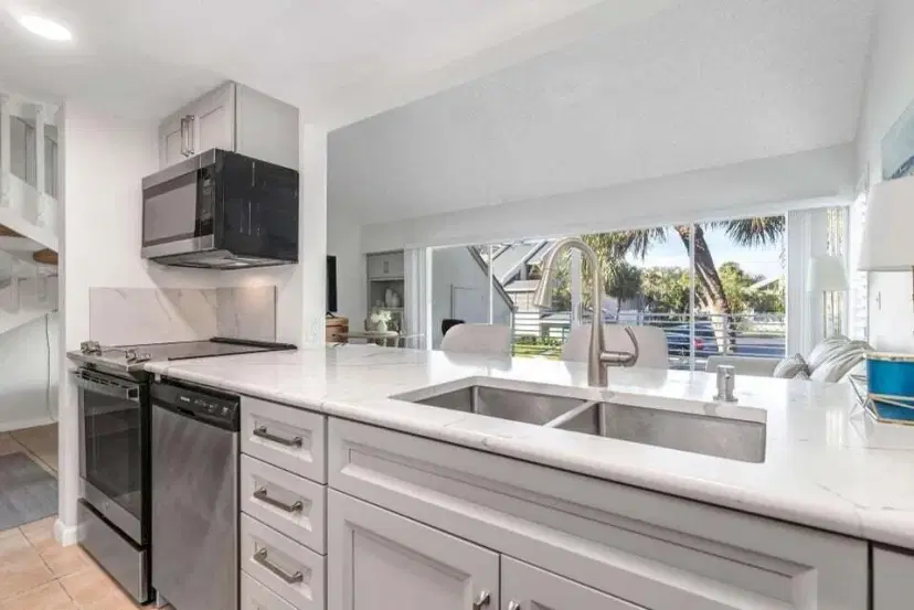 Picture of 1605 S Us Highway 1 M2-214, Jupiter FL 33477