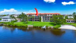 Picture of 624 SW Saint Lucie Crescent 302, Stuart, FL 34994
