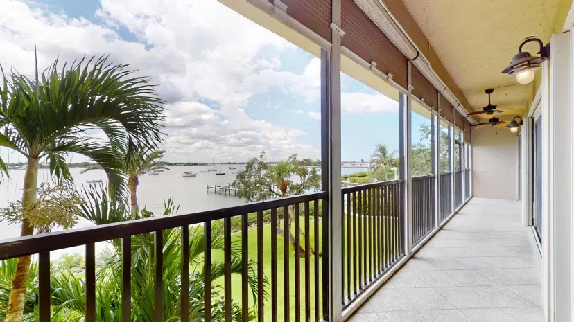 Picture of 624 SW Saint Lucie Crescent 302, Stuart FL 34994