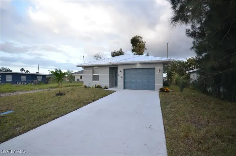 Picture of 2181 Mitchell Ct, Fort Myers FL 33916