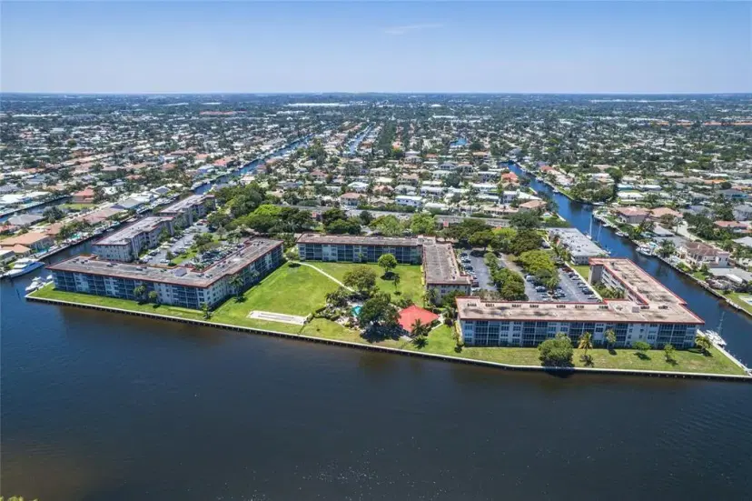 Picture of 3150 NE 48Th Ct 303, Lighthouse Point FL 33064