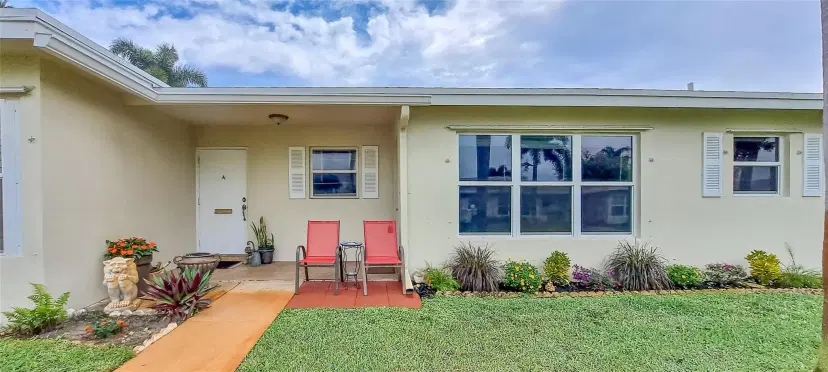 Picture of 220 Country Ln B, Boynton Beach FL 33435