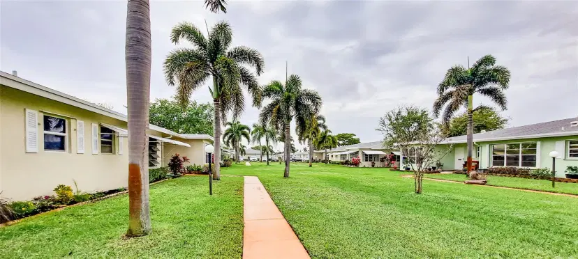 Picture of 220 Country Ln B, Boynton Beach FL 33435