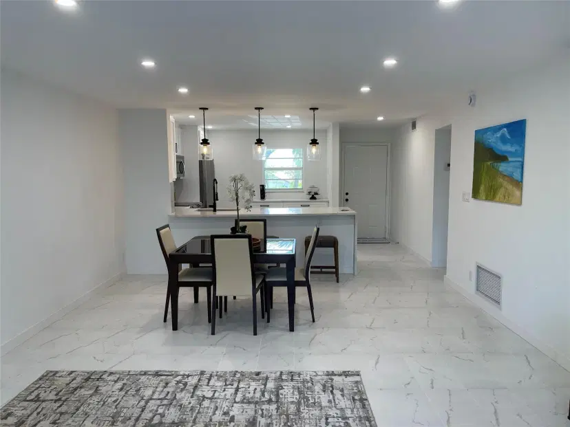 Picture of 2300 NE 1St Ln 201, Boynton Beach FL 33435