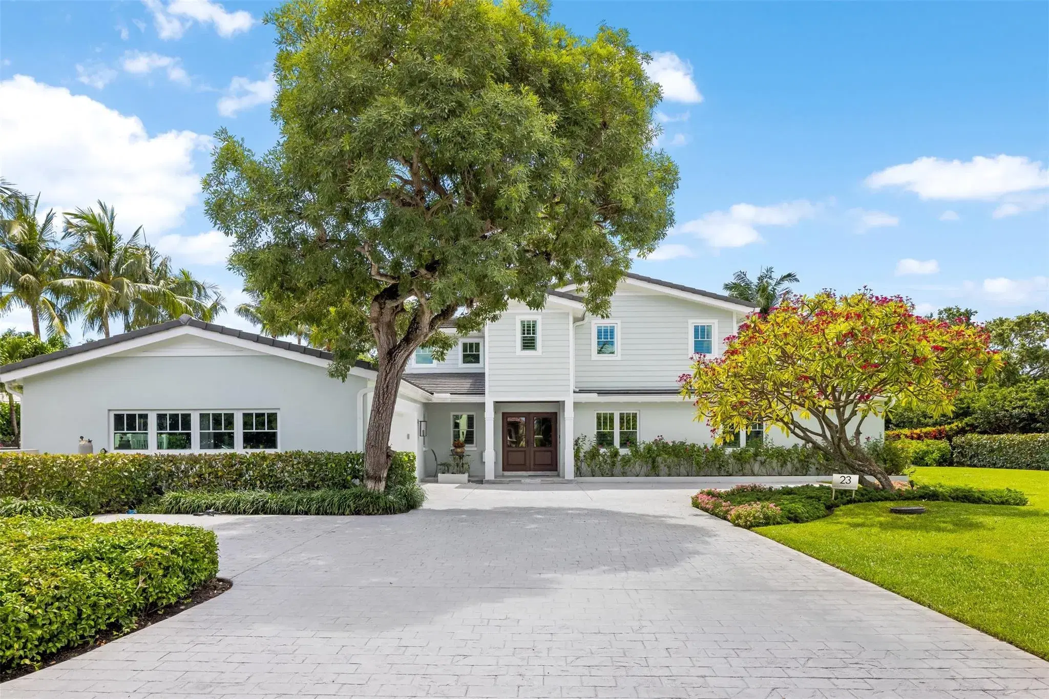 Picture of 23 Minnetonka Rd, Sea Ranch Lakes, FL 33308
