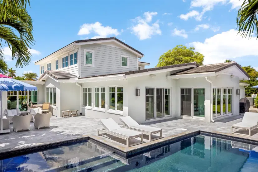 Picture of 23 Minnetonka Rd, Sea Ranch Lakes FL 33308