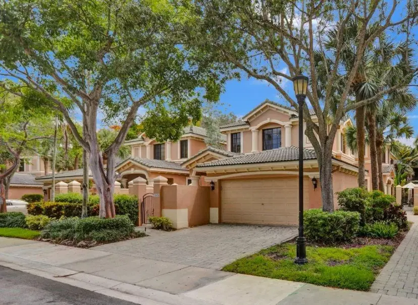 Picture of 2678 Center Court Dr 2678, Weston FL 33332