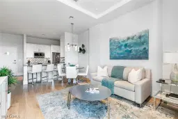 Picture of 101 8Th St S 306, Naples, FL 34102