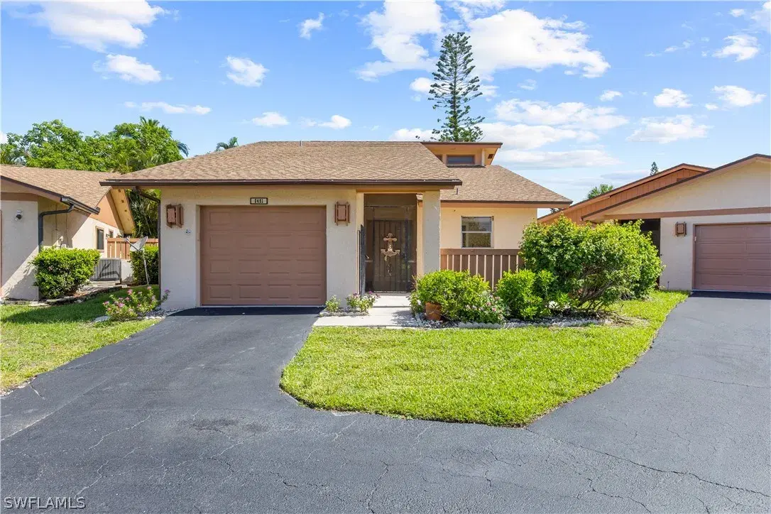 Picture of 6491 Royal Woods Dr, Fort Myers, FL 33908