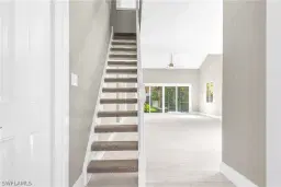 Picture of 6491 Royal Woods Dr, Fort Myers, FL 33908