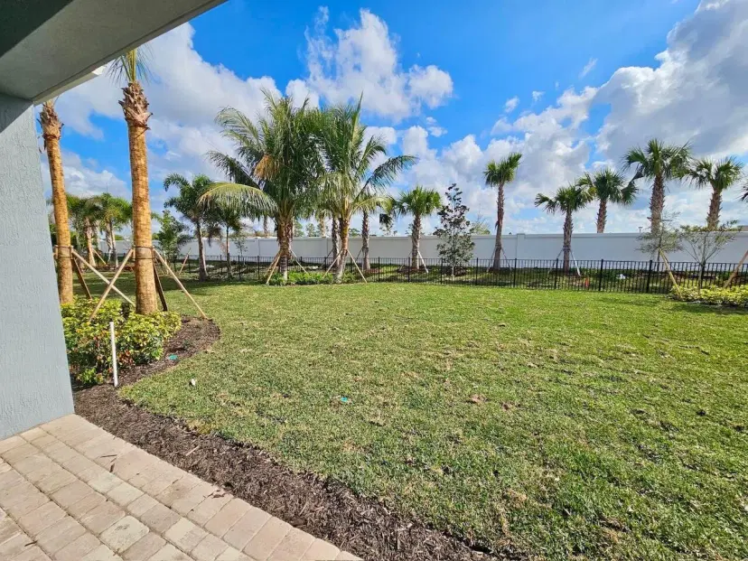 Picture of 10526 Northbrook Circle, Palm Beach Gardens FL 33412