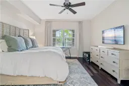 Picture of 450 Bayfront Pl 4205, Naples, FL 34102
