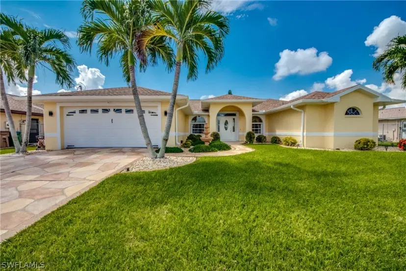 Picture of 1802 SE 16Th St, Cape Coral FL 33990
