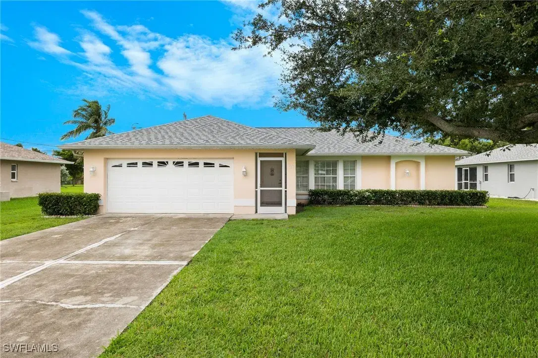 Picture of 310 SE 22Nd Ter, Cape Coral, FL 33990