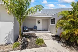 Picture of 516 SE 20Th Pl, Cape Coral, FL 33990