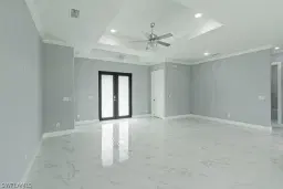 Picture of 570 Sherwood Ave S, Lehigh Acres, FL 33974