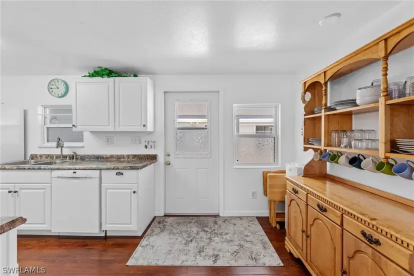 Picture of 548 Palmer Blvd, North Fort Myers FL 33903