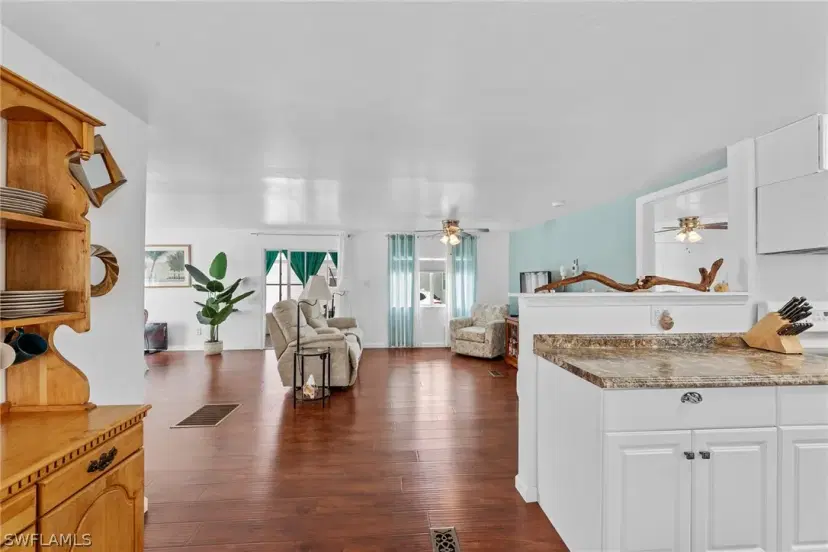 Picture of 548 Palmer Blvd, North Fort Myers FL 33903
