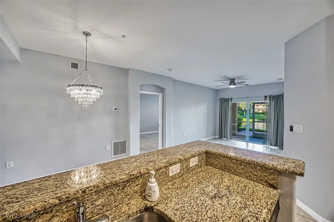 Picture of 13190 Bella Casa Cir 144, Fort Myers, FL 33966