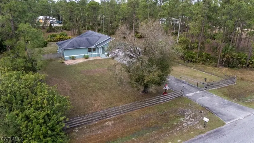 Picture of 1219 Glenn Ave, Lehigh Acres FL 33972