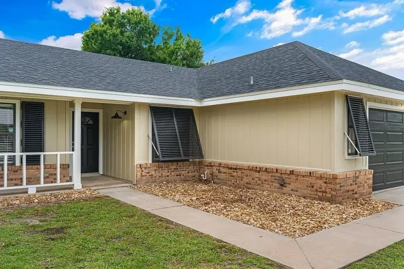 Picture of 5400 Paleo Pines Circle, Fort Pierce FL 34951