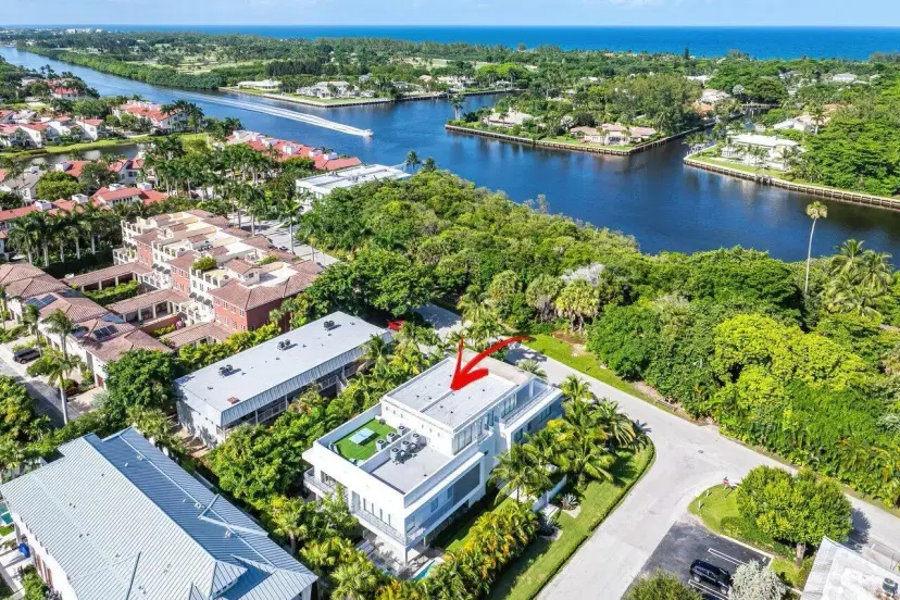 Picture of 1200 Palm Trail B, Delray Beach FL 33483