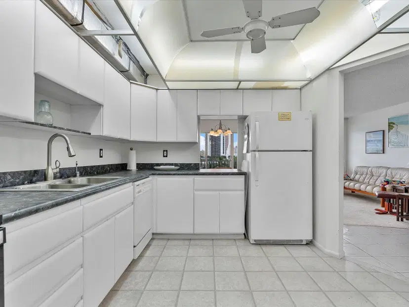 Picture of 200 Diplomat Pkwy 534, Hallandale Beach FL 33009