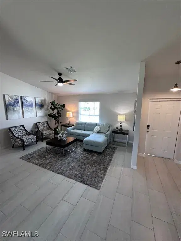 Picture of 214 SW 38 Ter, Cape Coral FL 33914