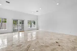Picture of 4517 NE 21St Avenue 5, Fort Lauderdale, FL 33308