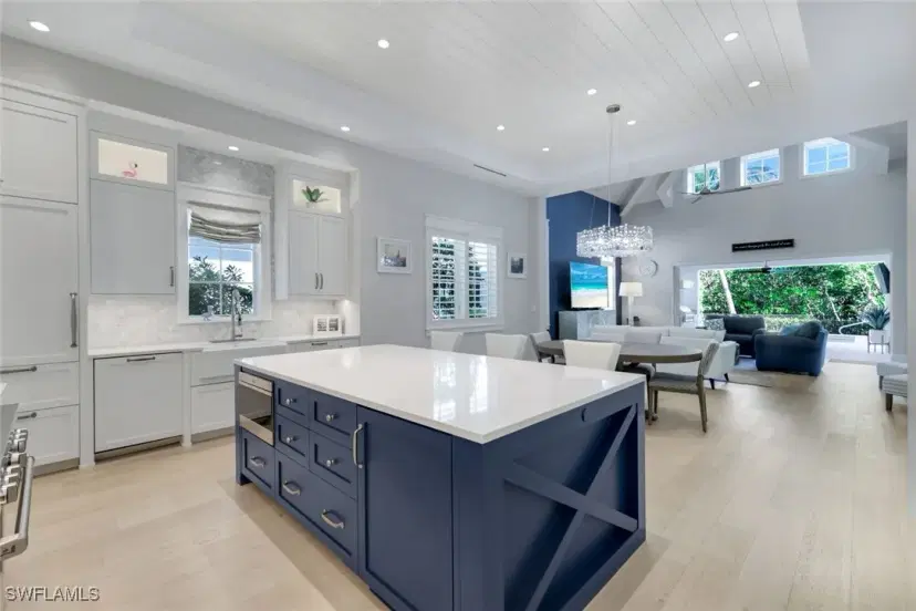 Picture of 1463 2Nd Ave S, Naples FL 34102