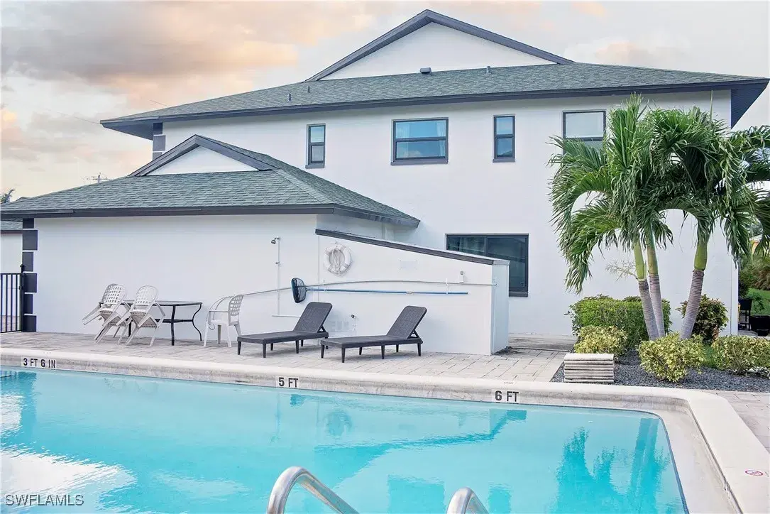Picture of 1519 Cape Coral Pkwy W 6, Cape Coral, FL 33914
