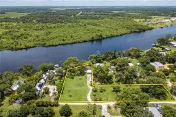 Picture of 2030 Fort Denaud Rd, Labelle, FL 33935
