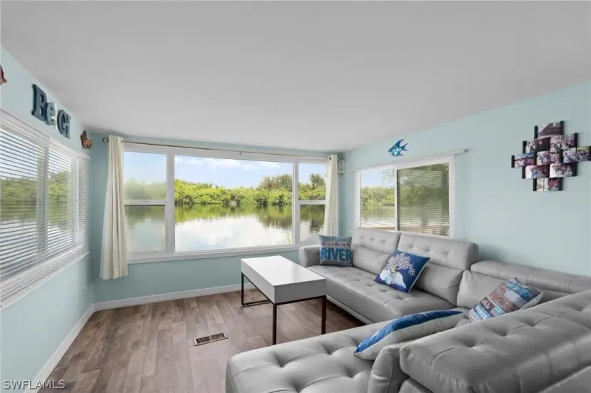 Picture of 2012 S Olga Dr 25, Fort Myers FL 33905