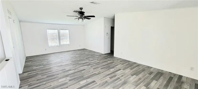 Picture of 276 Grosbeak Ln, Naples FL 34114
