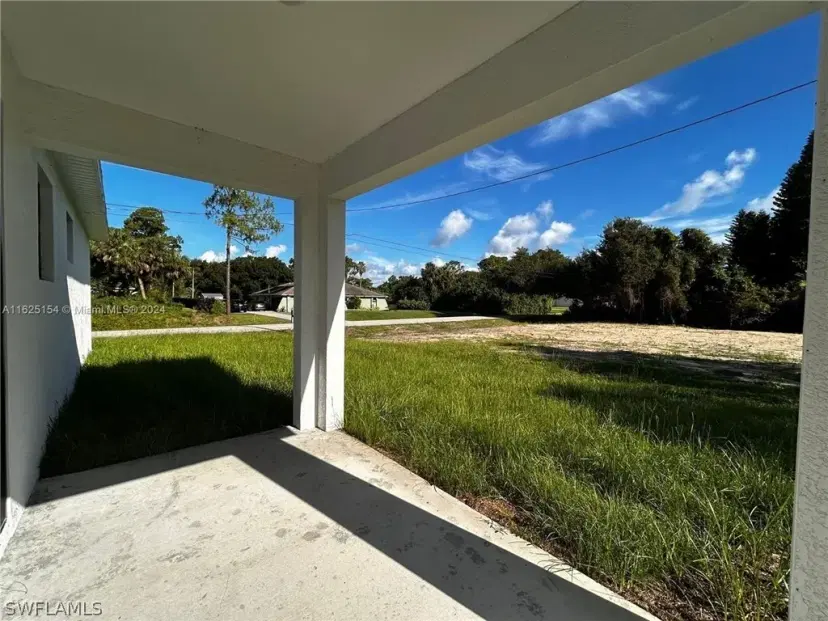 Picture of 2901 Leeland Heights Blvd, Lehigh Acres FL 33936