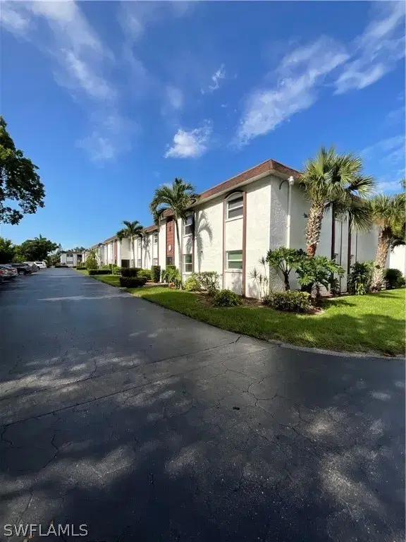 Picture of 2828 Jackson St I3, Fort Myers FL 33901